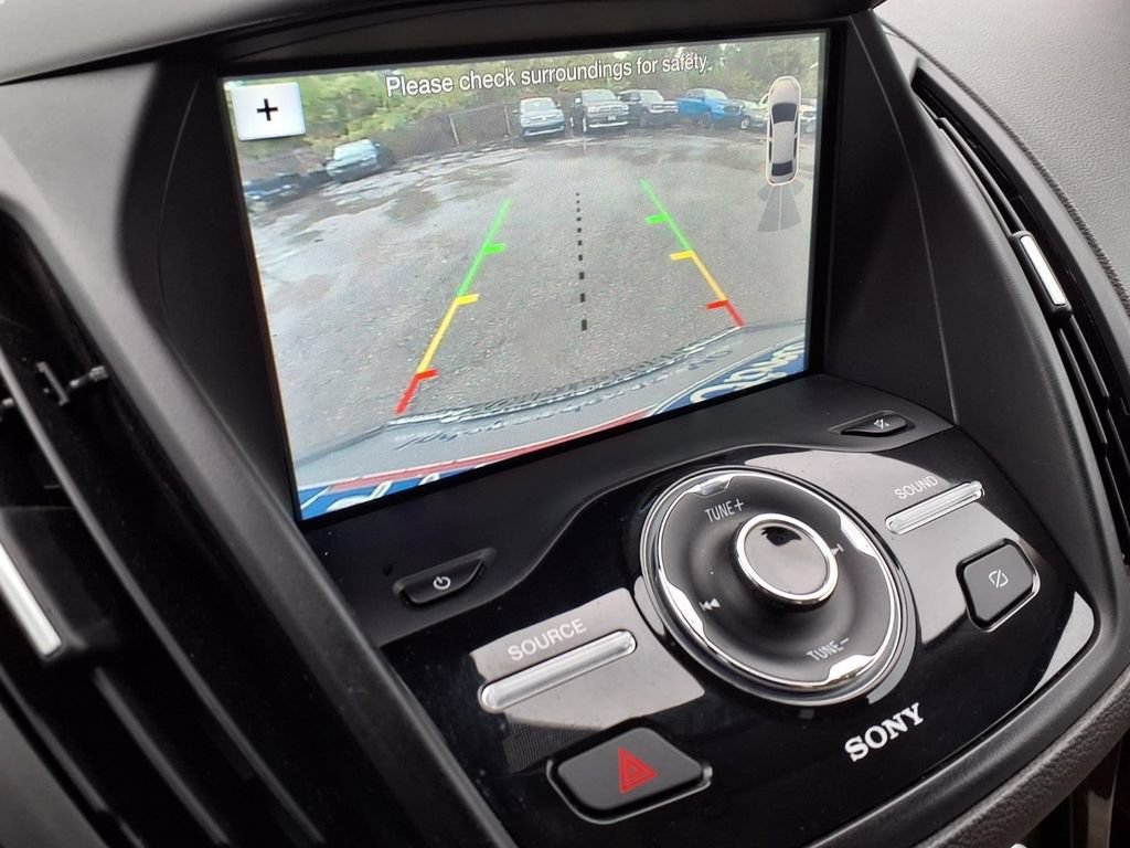 Certified 2019 Ford Escape Titanium AWD/4WD image 11