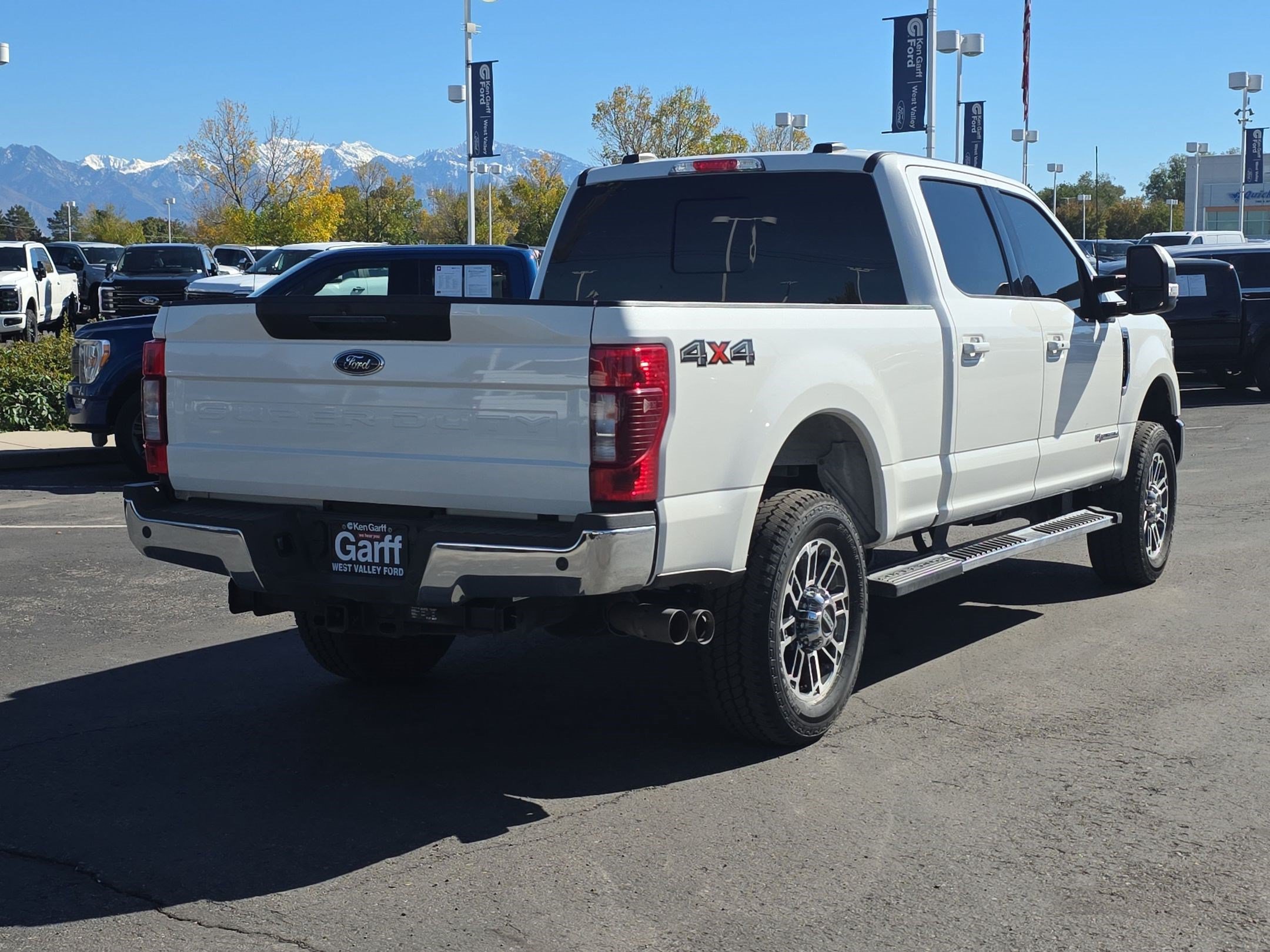 Certified 2022 Ford F250 Lariat w/ Lariat Ultimate Package AWD/4WD image 3