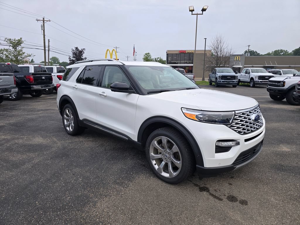 Certified 2020 Ford Explorer Platinum w/ Premium Technology Package AWD/4WD image 7