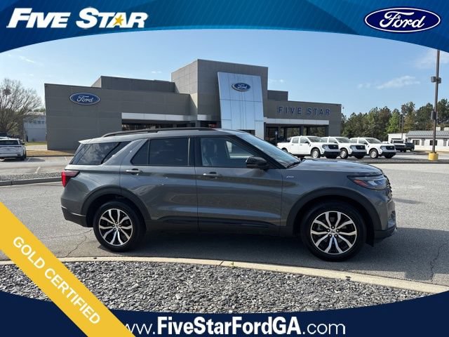 Certified 2025 Ford Explorer ST-Line AWD/4WD image 2