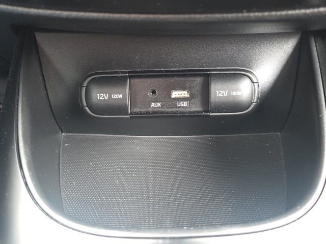 Used 2019 Kia Soul + image 28