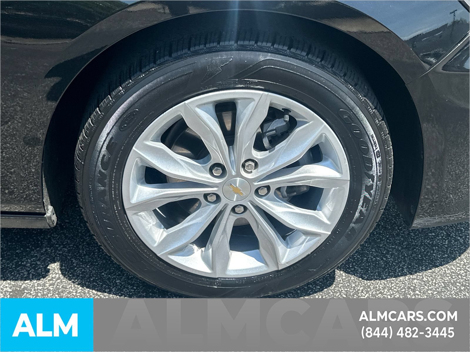 Used 2025 Chevrolet Malibu LT FWD image 14