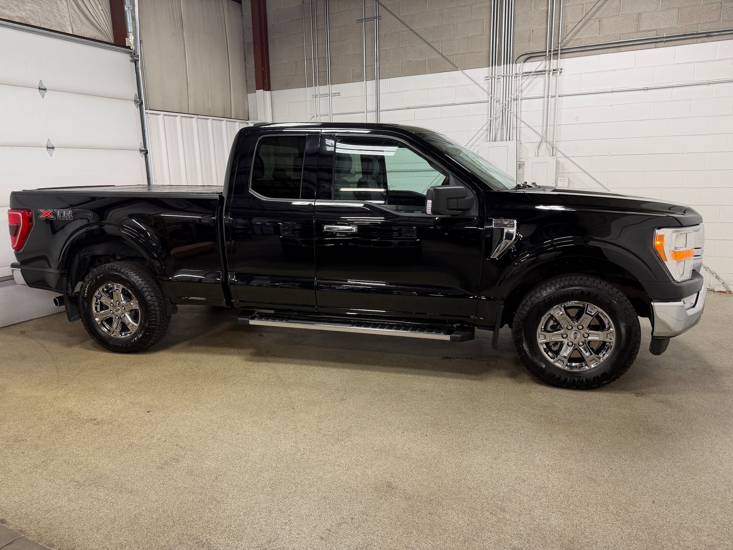 Certified 2021 Ford F150 XLT w/ Equipment Group 301A Mid AWD/4WD image 7