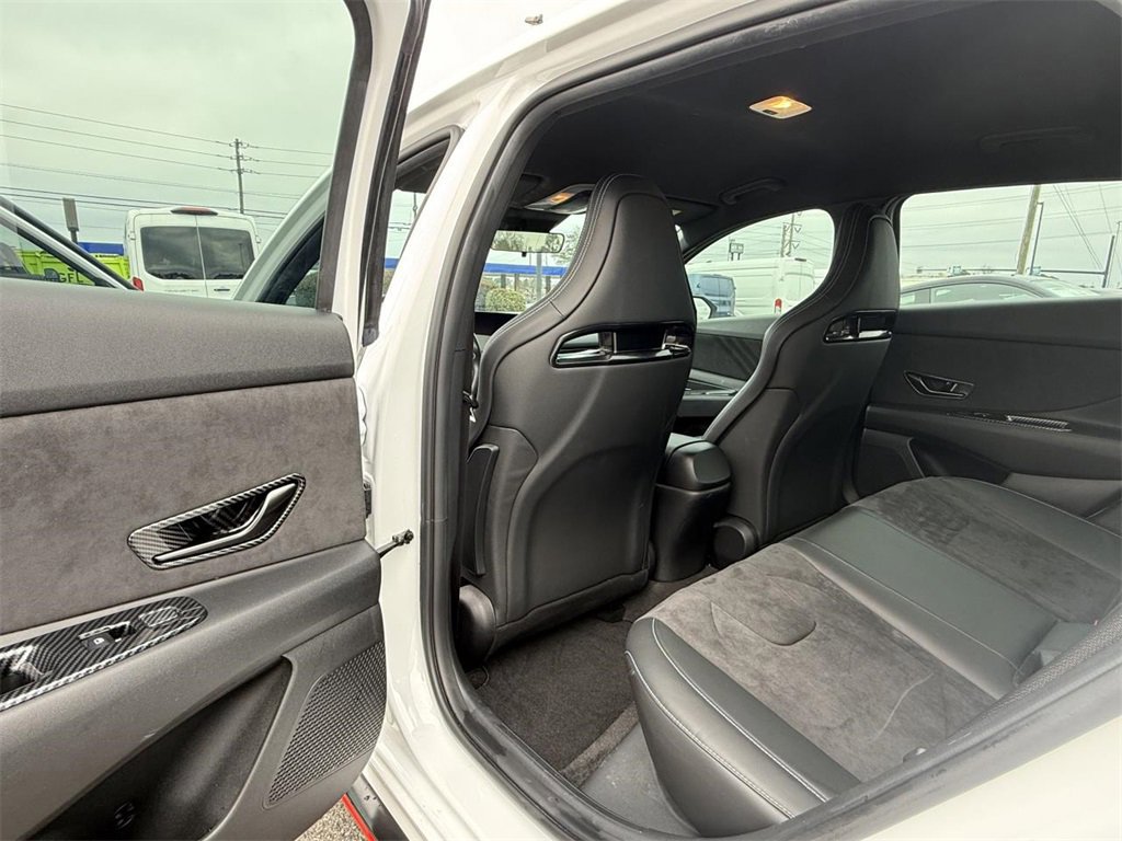 Used 2022 Hyundai Elantra N image 15