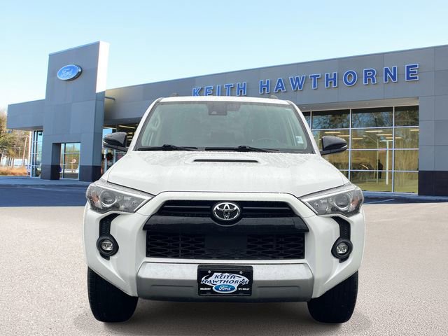 Used 2022 Toyota 4Runner TRD Off-Road Premium AWD/4WD image 2