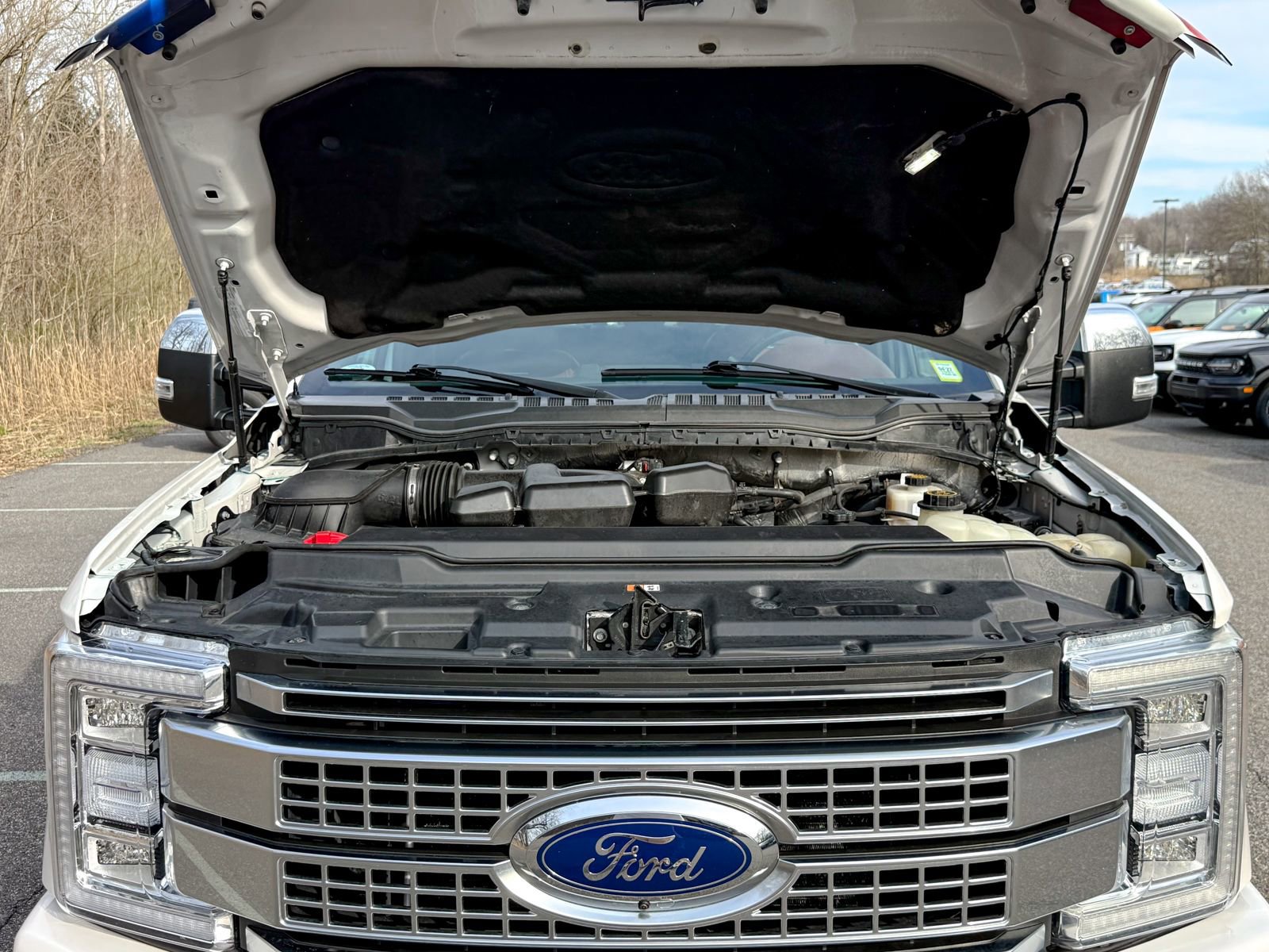 Certified 2019 Ford F250 Platinum w/ Platinum Ultimate Package image 15