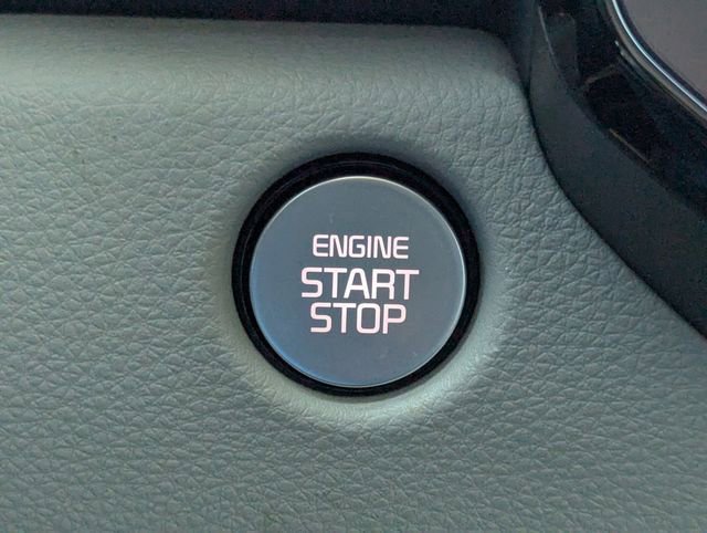 Used 2026 Kia Carnival SX Prestige image 32