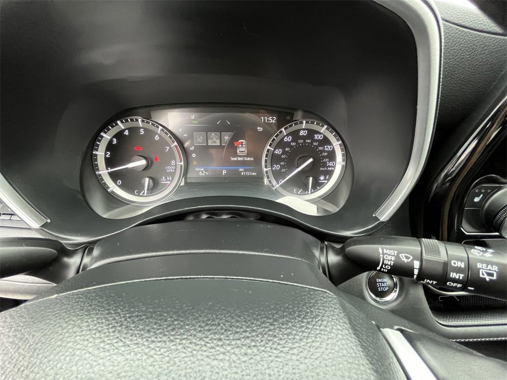 Used 2022 Toyota Highlander XLE image 18