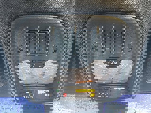 Used 2023 GMC Canyon AT4 w/ Technology Package image 8