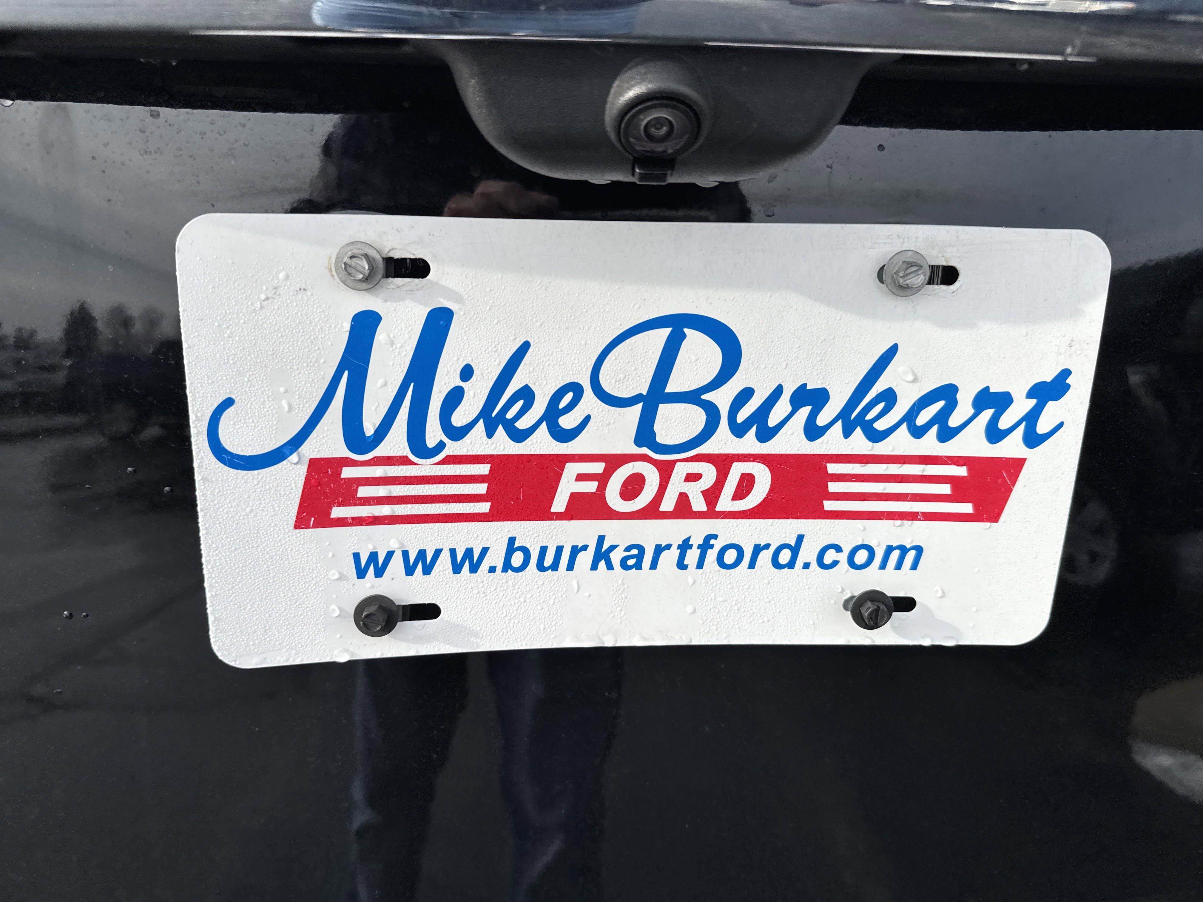 Certified 2022 Ford Explorer XLT w/ Equipment Group 202A image 16