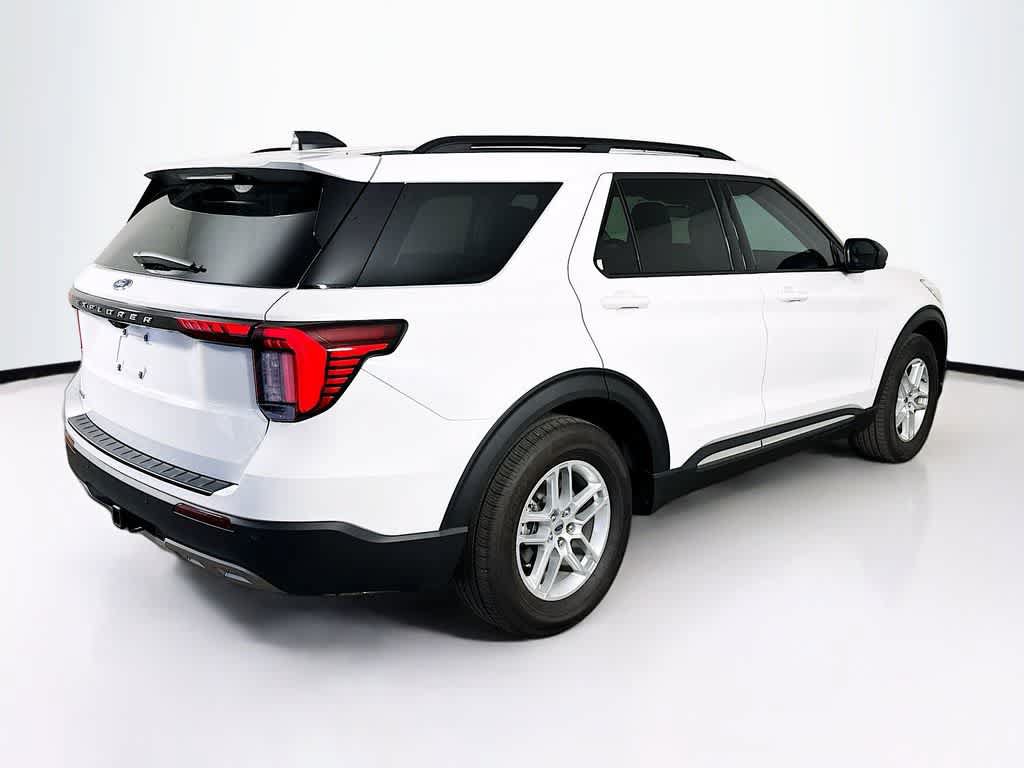 Certified 2025 Ford Explorer Active w/ Active Comfort Package RWD image 24