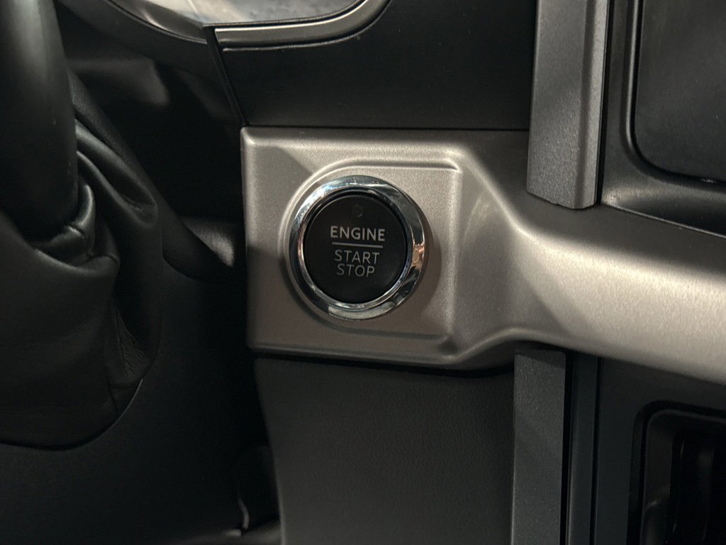 Certified 2022 Ford F150 XLT w/ Equipment Group 302A High image 14