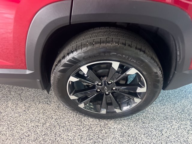 Used 2026 Chevrolet Equinox RS w/ LPO, Floor Liner Package FWD image 13