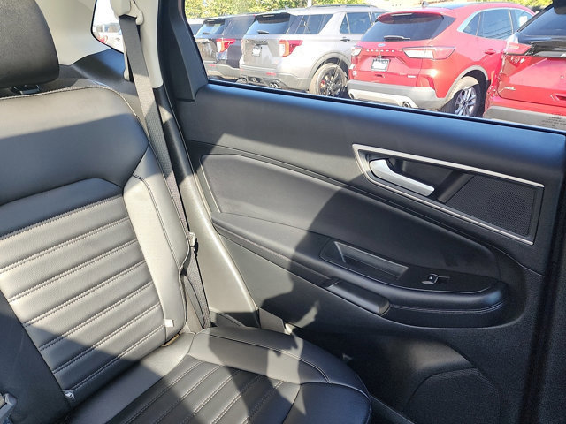 Certified 2024 Ford Edge SEL w/ Convenience Package image 20