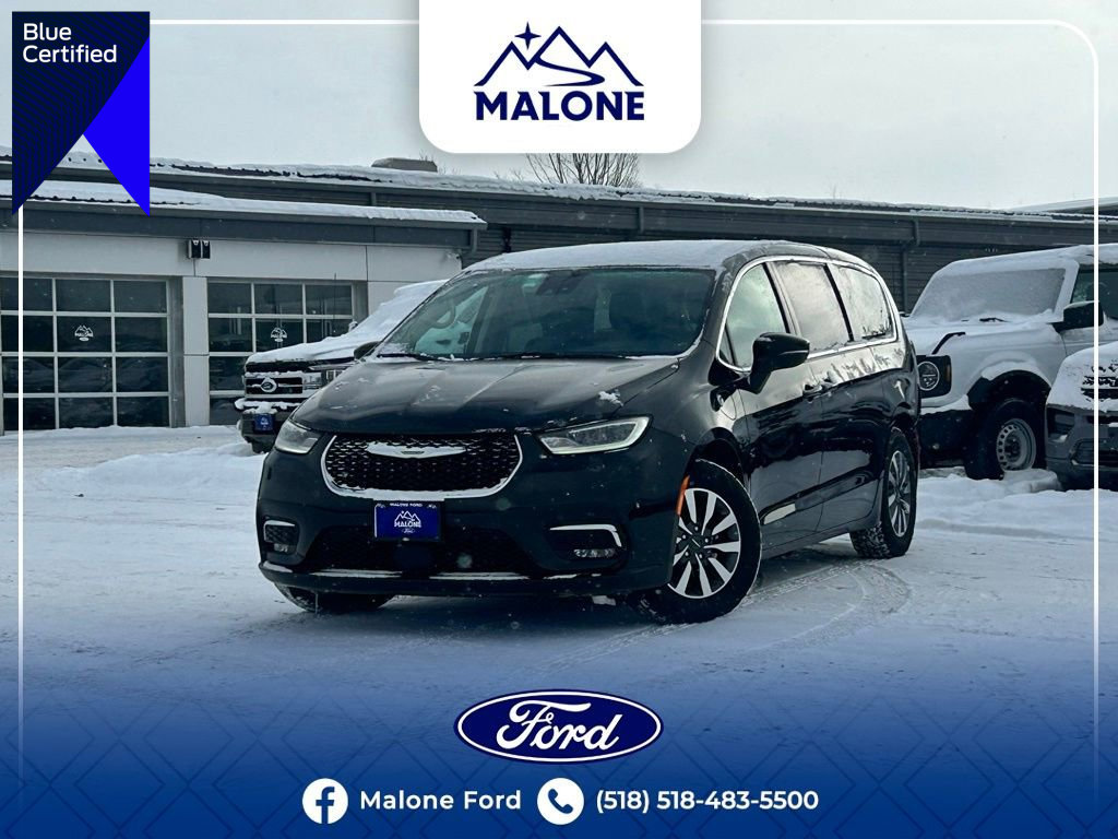 Used 2023 Chrysler Pacifica Touring-L