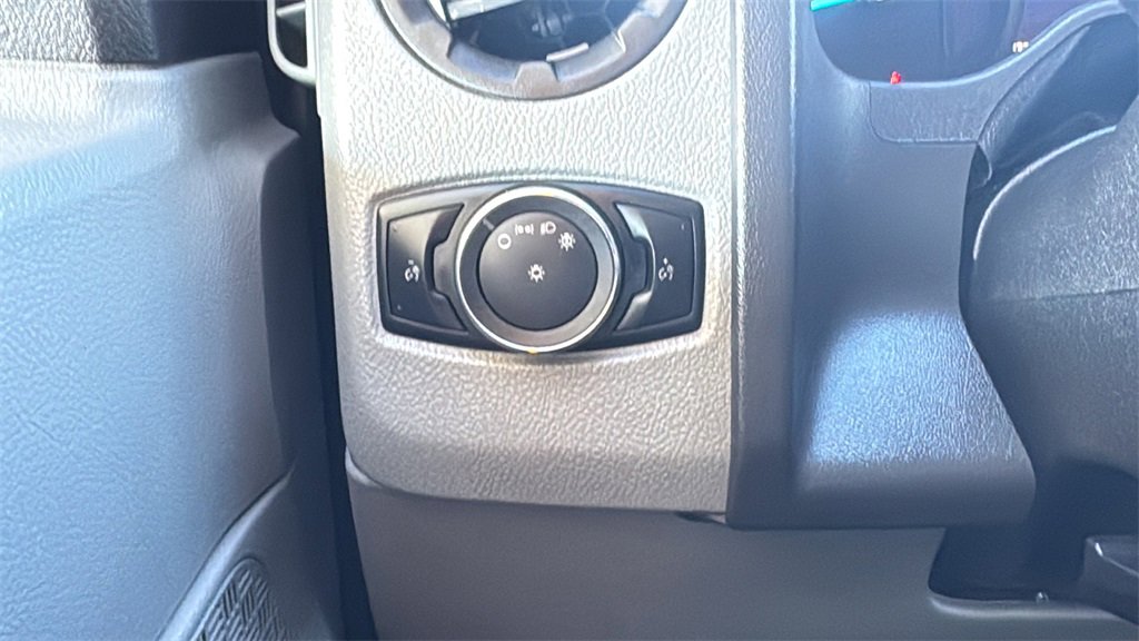 Certified 2022 Ford E-350 and Econoline 350 Super Duty image 17