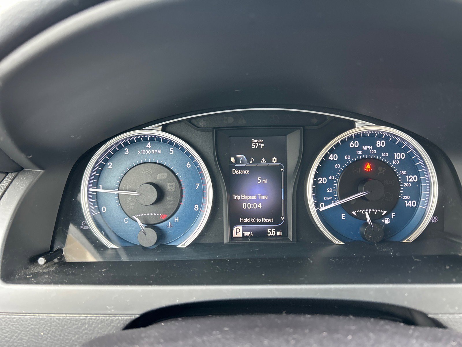 Used 2017 Toyota Camry XLE image 23