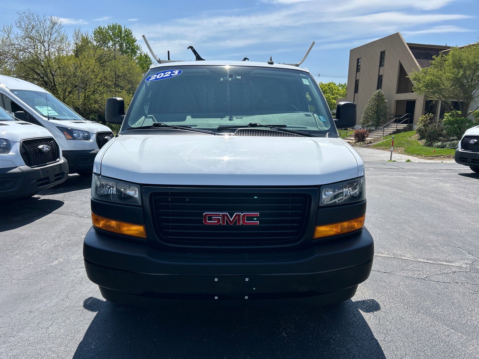 Used 2023 GMC Savana 2500 w/ Driver Convenience Package RWD image 2