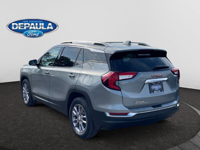 Used 2023 GMC Terrain SLT w/ Infotainment Package II AWD/4WD image 4