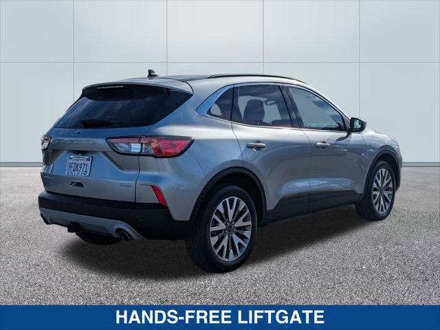 Certified 2022 Ford Escape Titanium w/ Class II Trailer Tow Package image 4