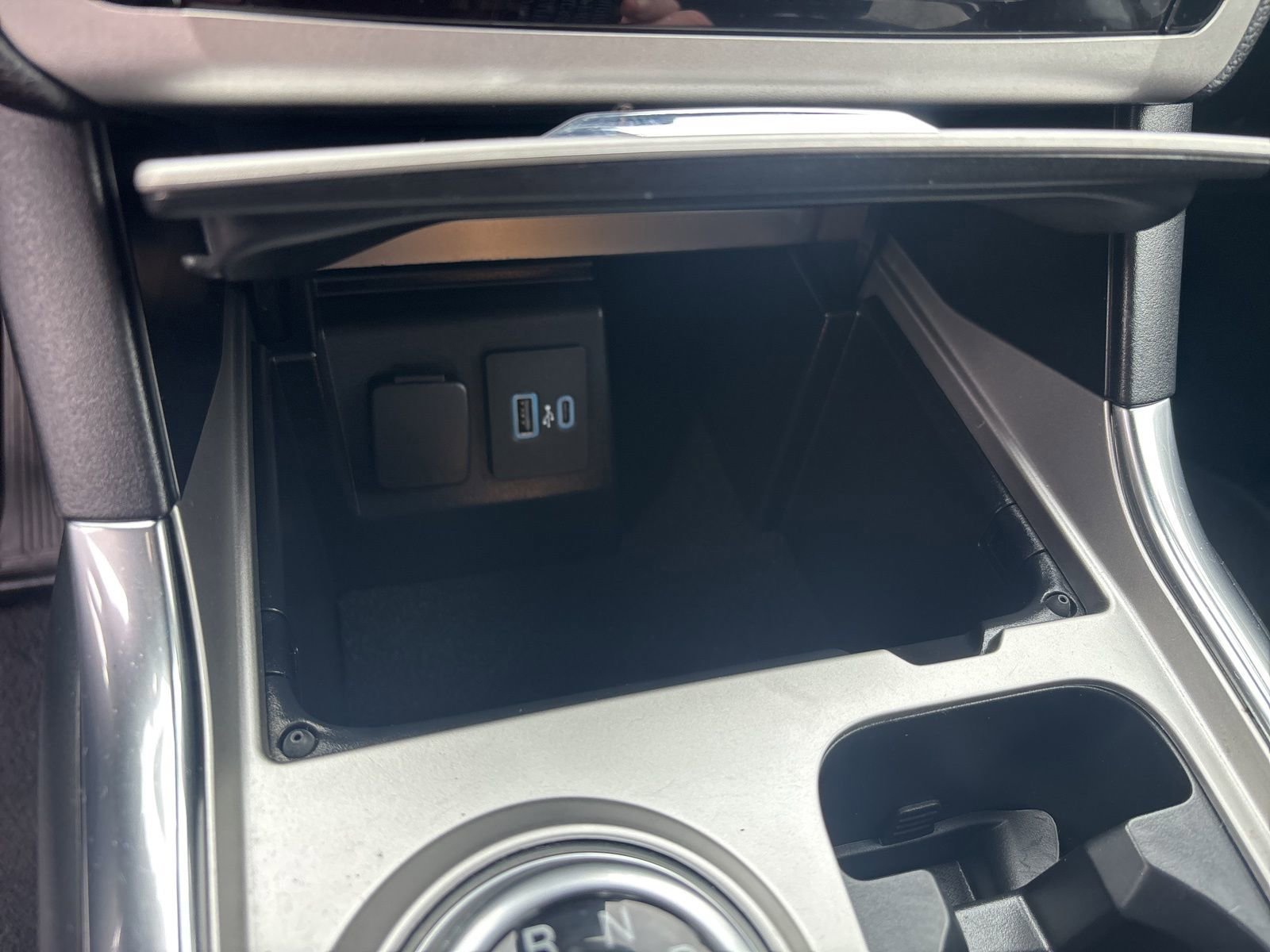 Certified 2021 Ford Explorer XLT w/ Equipment Group 202A image 26