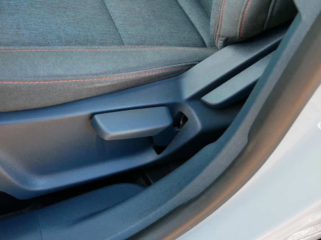 Certified 2022 Ford Maverick XLT image 16