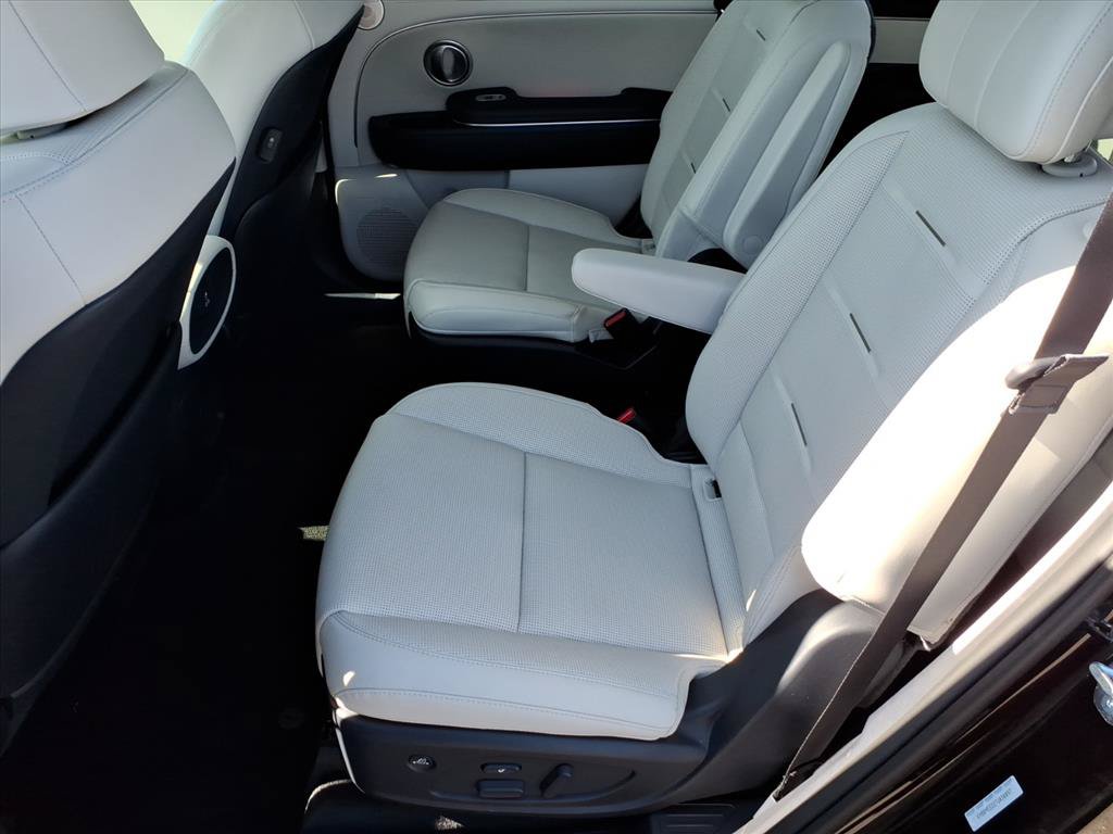 Used 2026 Hyundai Palisade Calligraphy AWD/4WD image 6