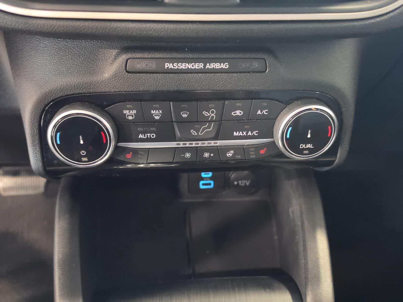Certified 2022 Ford Escape SEL AWD/4WD image 26
