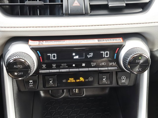 Used 2025 Toyota RAV4 XLE image 20