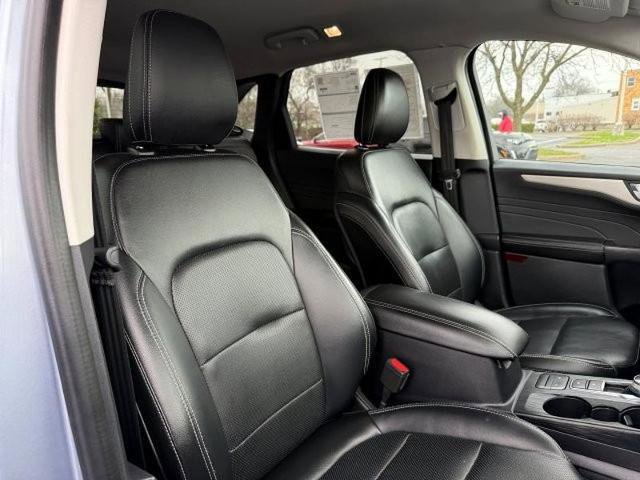 Certified 2022 Ford Escape SEL image 25