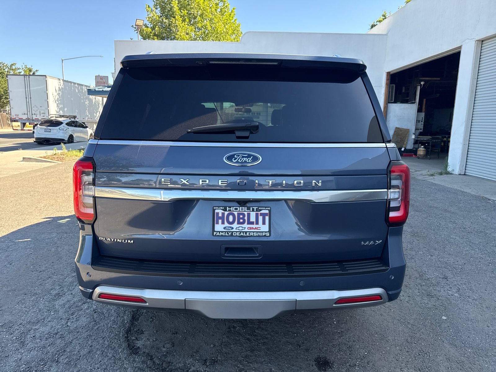 Certified 2023 Ford Expedition Max Platinum AWD/4WD image 4