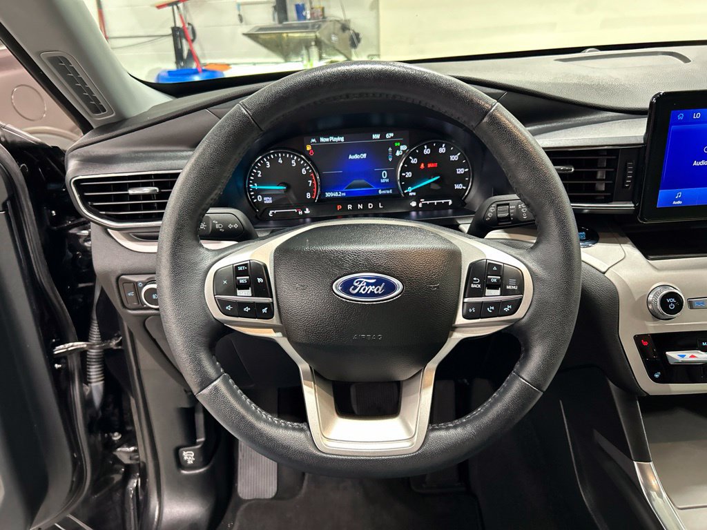 Certified 2023 Ford Explorer XLT w/ Equipment Group 202A AWD/4WD image 15