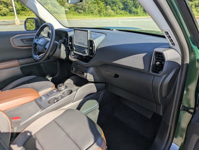 Certified 2024 Ford Bronco Sport Outer Banks w/ Tech Package image 38