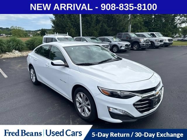 Used 2022 Chevrolet Malibu LT FWD image 1