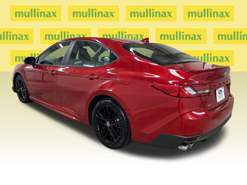 Used 2025 Toyota Camry SE FWD image 10