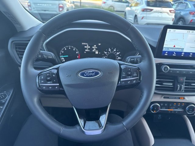 Certified 2022 Ford Escape SE w/ Convenience Package image 16