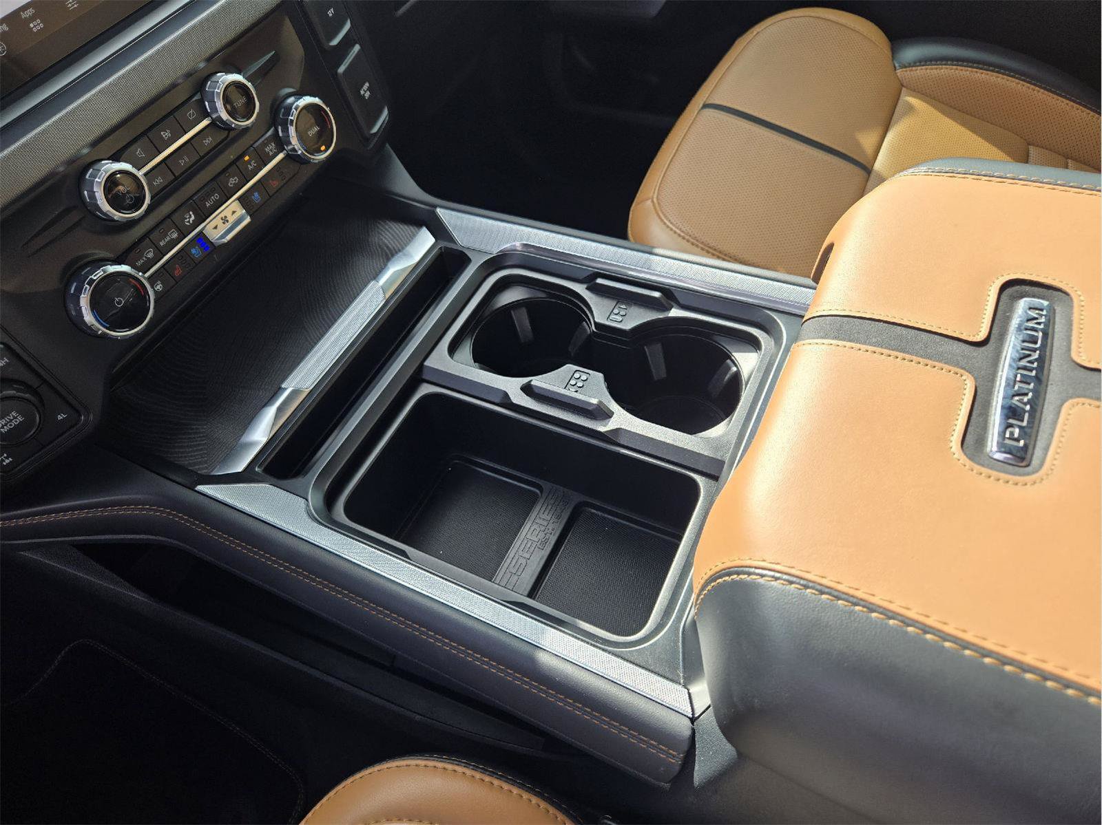 Certified 2024 Ford F250 Platinum w/ FX4 Off-Road Package AWD/4WD image 19