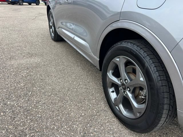 Certified 2024 Ford Escape ST-Line w/ Tech Pack #1 AWD/4WD image 26
