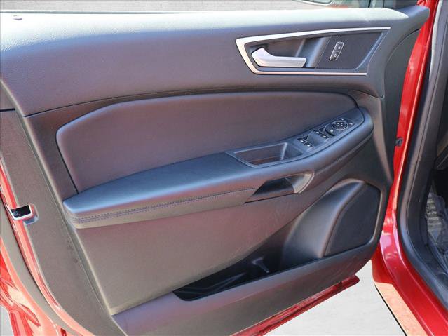 Certified 2022 Ford Edge SEL w/ Convenience Package AWD/4WD image 11