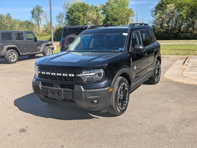 Certified 2025 Ford Bronco Sport Outer Banks w/ Outer Banks Tech Package+ AWD/4WD image 7