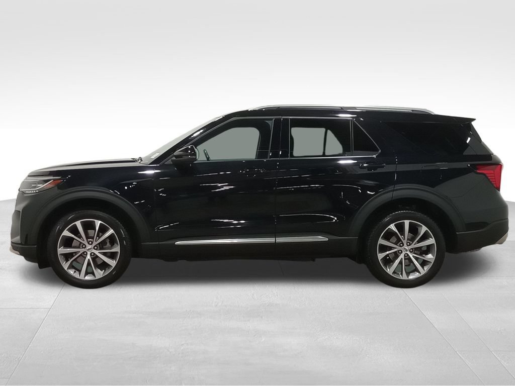 Certified 2025 Ford Explorer Platinum w/ Ultimate Package AWD/4WD image 9