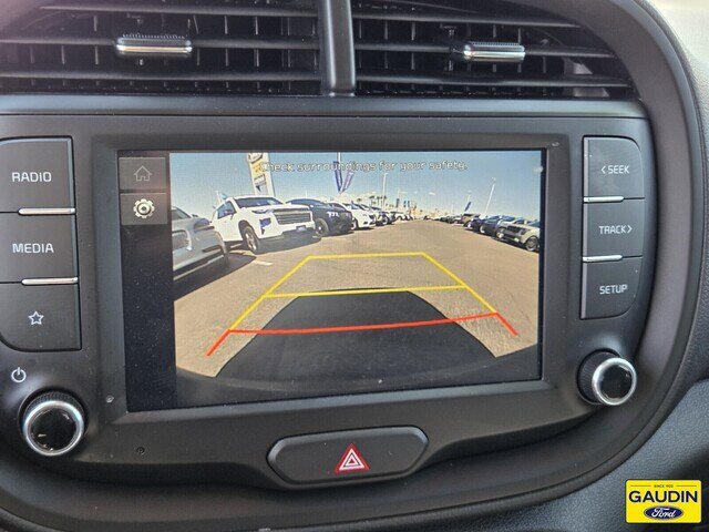 Used 2025 Kia Soul LX w/ LX Technology Package FWD image 22