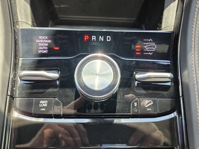 Used 2024 Jeep Grand Cherokee L Summit AWD/4WD image 27