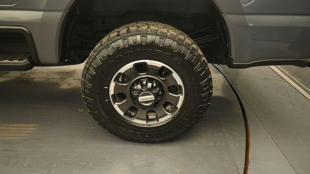 Certified 2024 Ford F350 Lariat w/ Tremor Off-Road Package AWD/4WD image 9