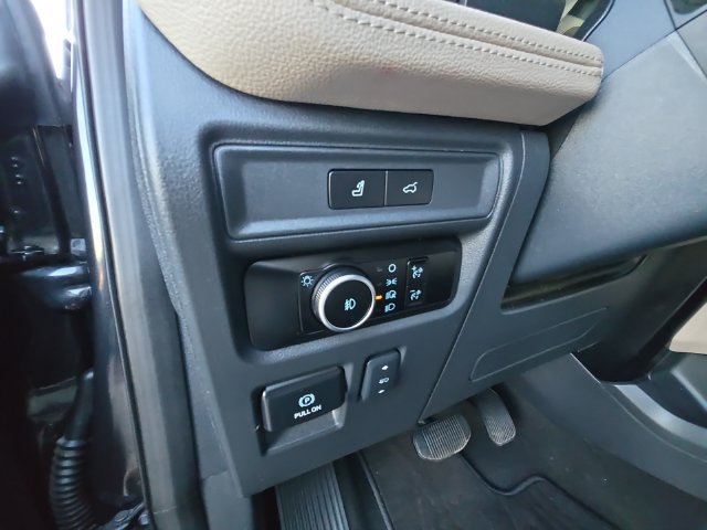 Certified 2024 Ford Expedition Limited RWD image 26