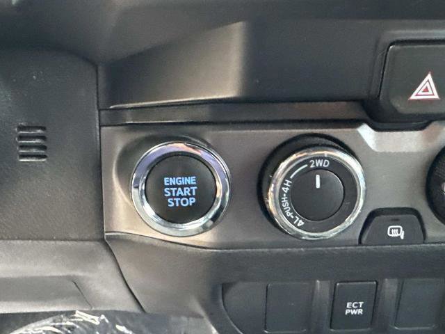 Used 2023 Toyota Tacoma TRD Off-Road image 24