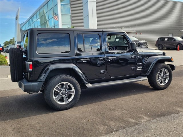 Used 2019 Jeep Wrangler Unlimited Sahara image 5