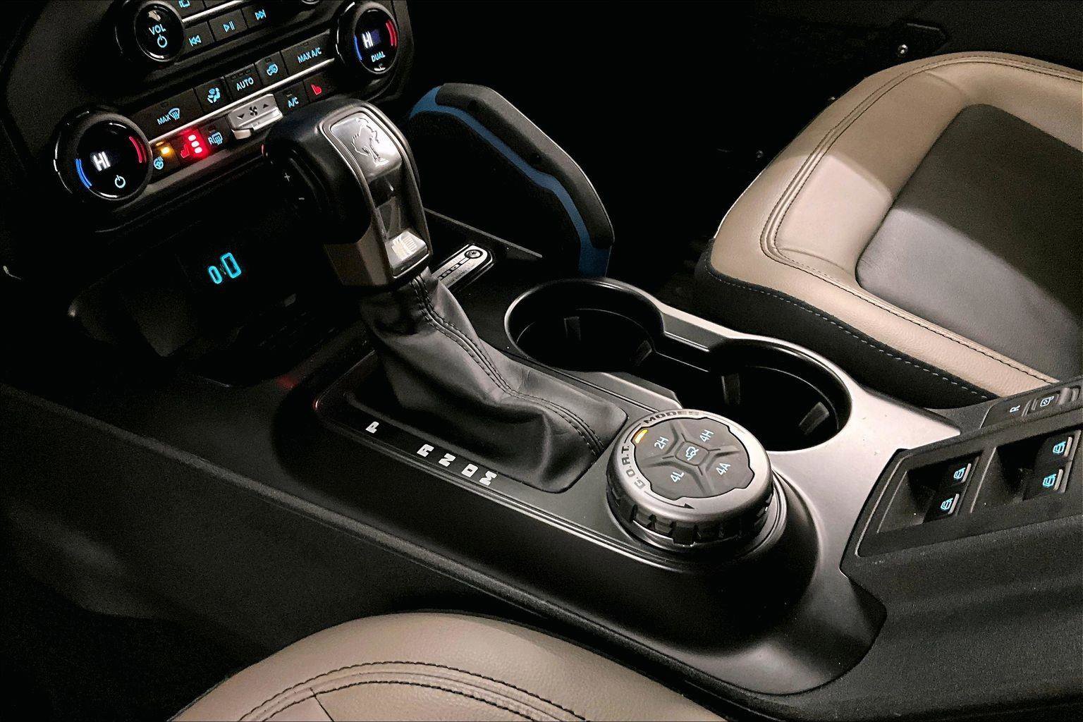 Certified 2024 Ford Bronco Wildtrak image 16