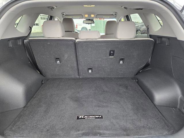 Used 2021 Hyundai Tucson SEL w/ Cargo Package image 15