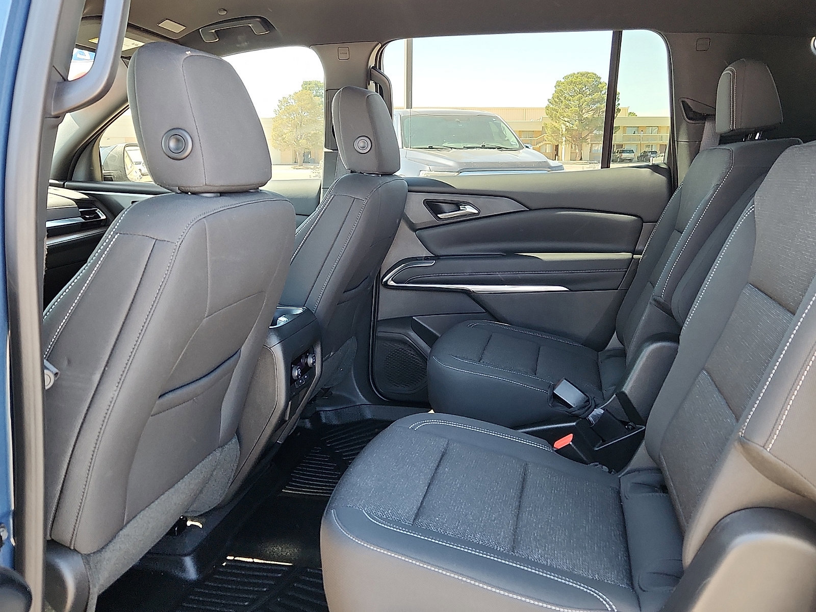 Used 2026 Chevrolet Traverse LT w/ Driver Confidence Package image 9